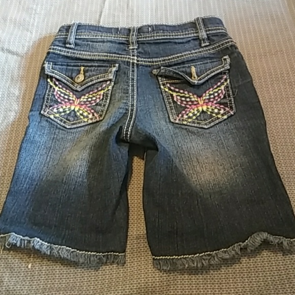 Shorts - Picture 2 of 2